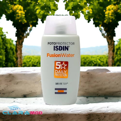 Photoroom-20240523_135934 ضد آفتاب بی رنگ ایزدین ISDIN Fotoprotector Fusion Water SPF 50 - Image 3