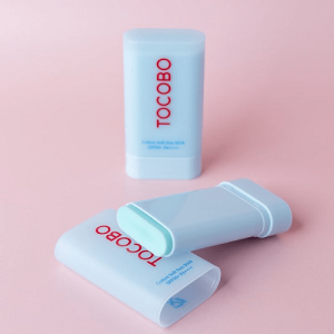 tocobo sun stick2 e1692488711608 min 1 300x300 - ضد آفتاب استیکی بی رنگ توکوبو (TOCOBO) حجم ۱۹ گرم