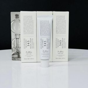 IMG 0290 300x300 - کرم ترمیم‌کننده و تسکین‌دهنده دکتر آلتیا ۳۴۵ (Dr. Althea 345 Relief Cream)