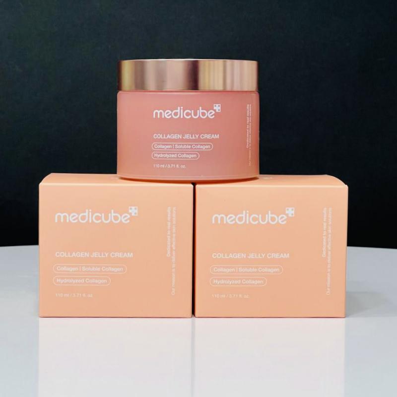کرم ژلهای کلاژن مدی کیوب (Medicube Collagen Jelly Cream) IMG 0292 - کرم ژلهای کلاژن مدی کیوب (Medicube Collagen Jelly Cream)