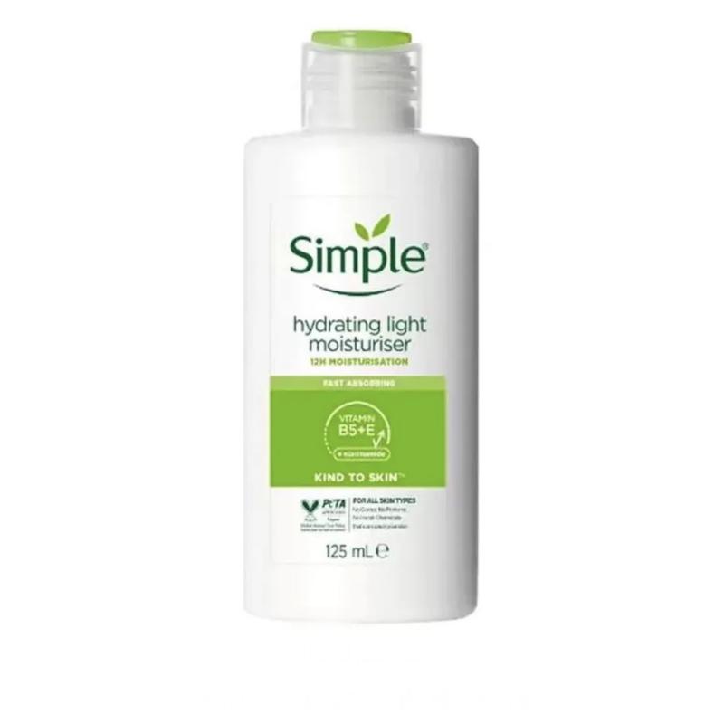 کرم آبرسان و مرطوبکننده سیمپل Simple Hydrating Light Moisturiser IMG 5917 - کرم آبرسان و مرطوبکننده سیمپل Simple Hydrating Light Moisturiser